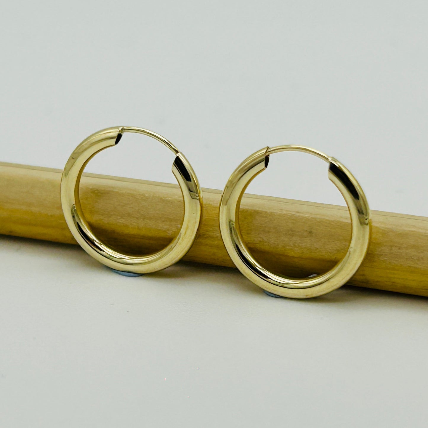 9ct Yellow Gold 2mm Classic Round Sleeper Earring