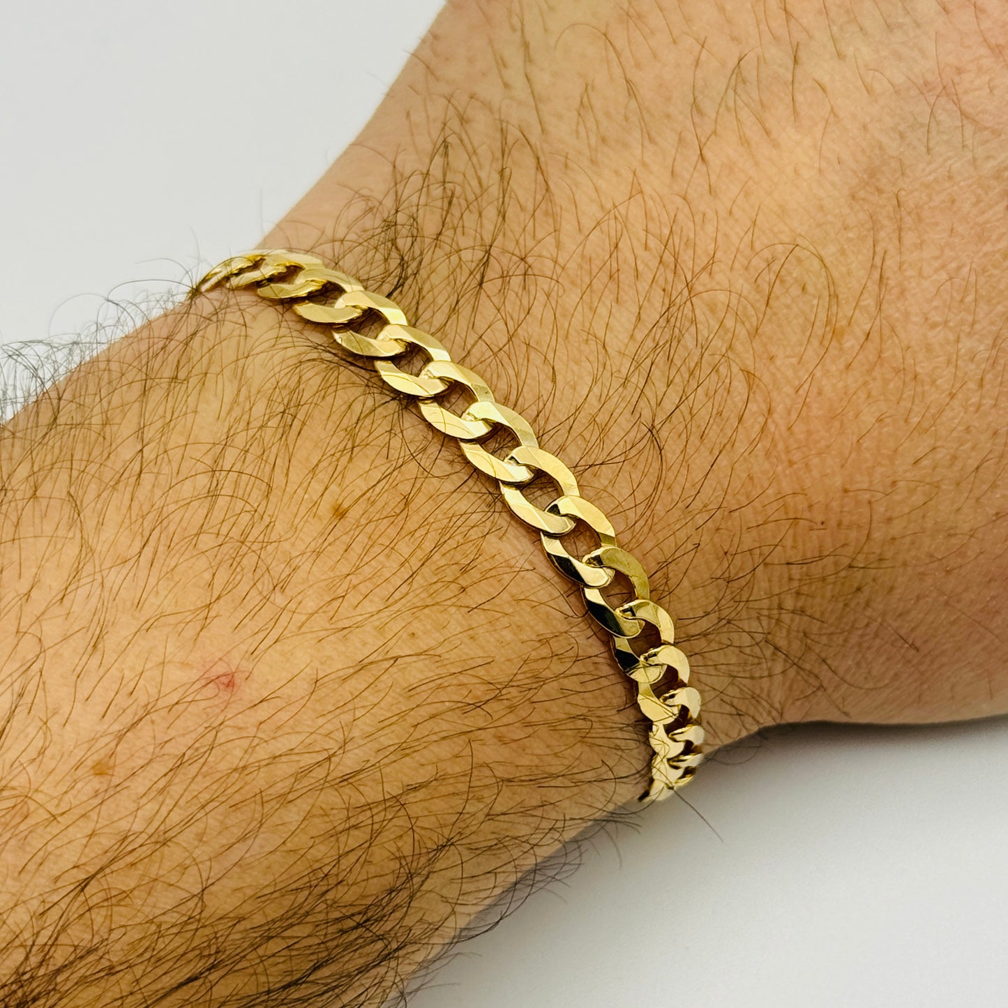 375 9ct Yellow Gold 6mm Curb Bracelet 7.5" - 8.5"