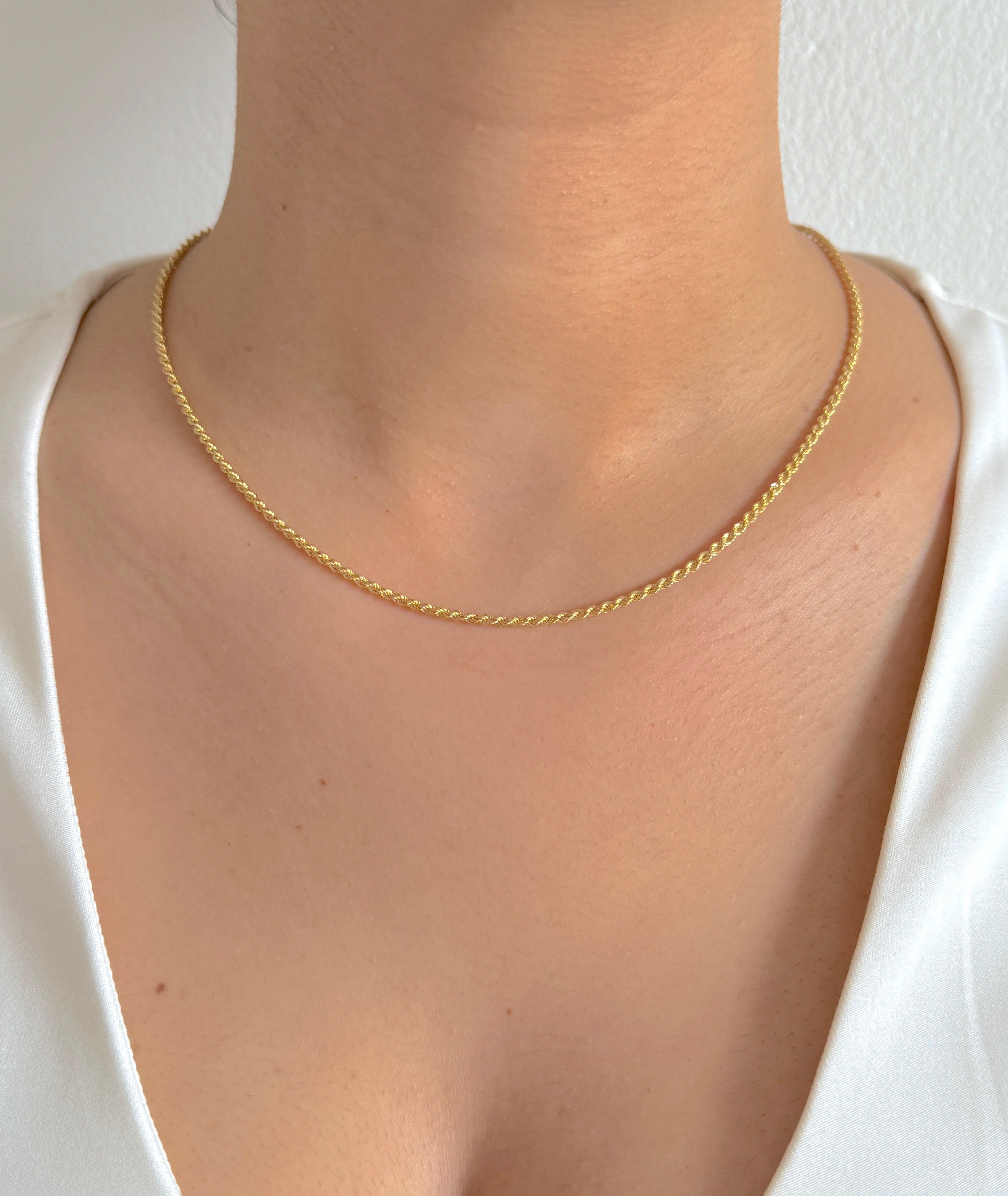 9ct Gold Ladies Rope Chain Necklace - 18 Inch - 2mm - UK Hallmarked - Old English Jewellers