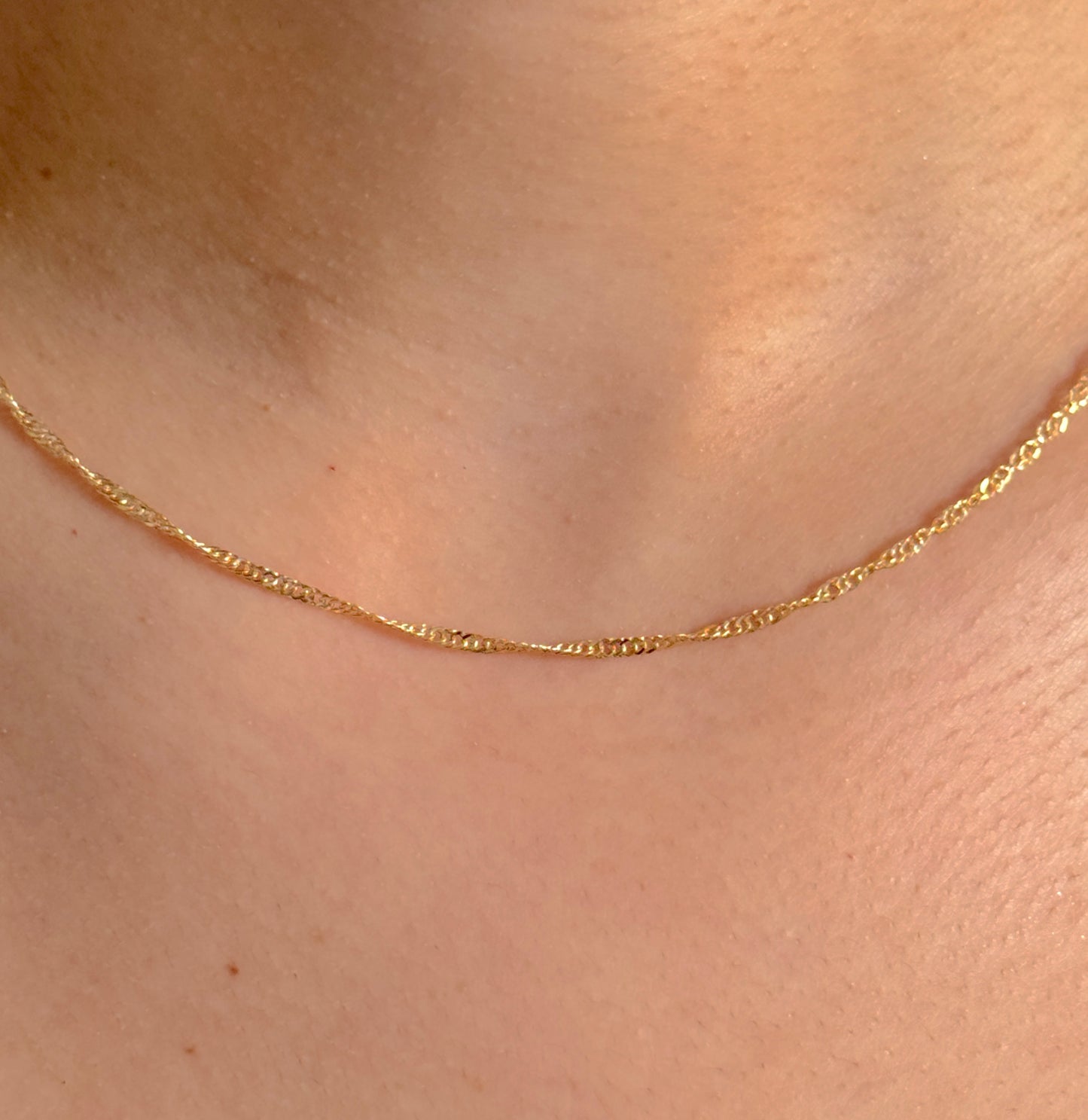 9ct Yellow Gold Women 1.5mm Singapore Chain