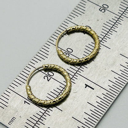 9ct Yellow Gold 1.5mm Twisted Round Sleeper Earring