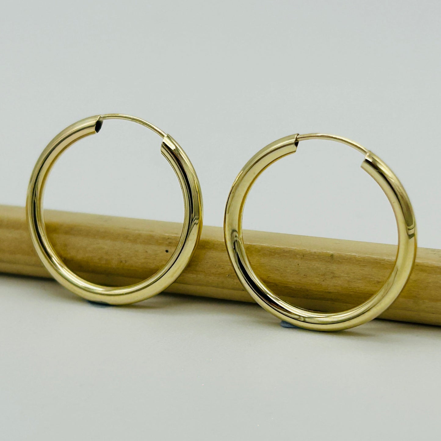 9ct Yellow Gold 2mm Classic Round Sleeper Earring