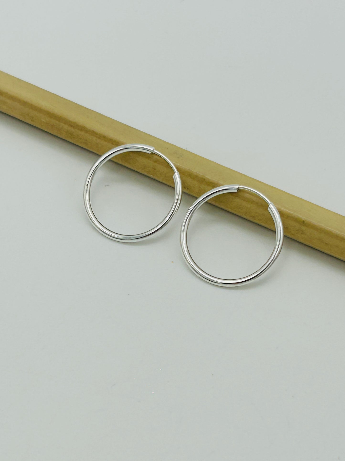 925 Sterling Silver 1.5mm Thick Plain Round Sleeper Earrings