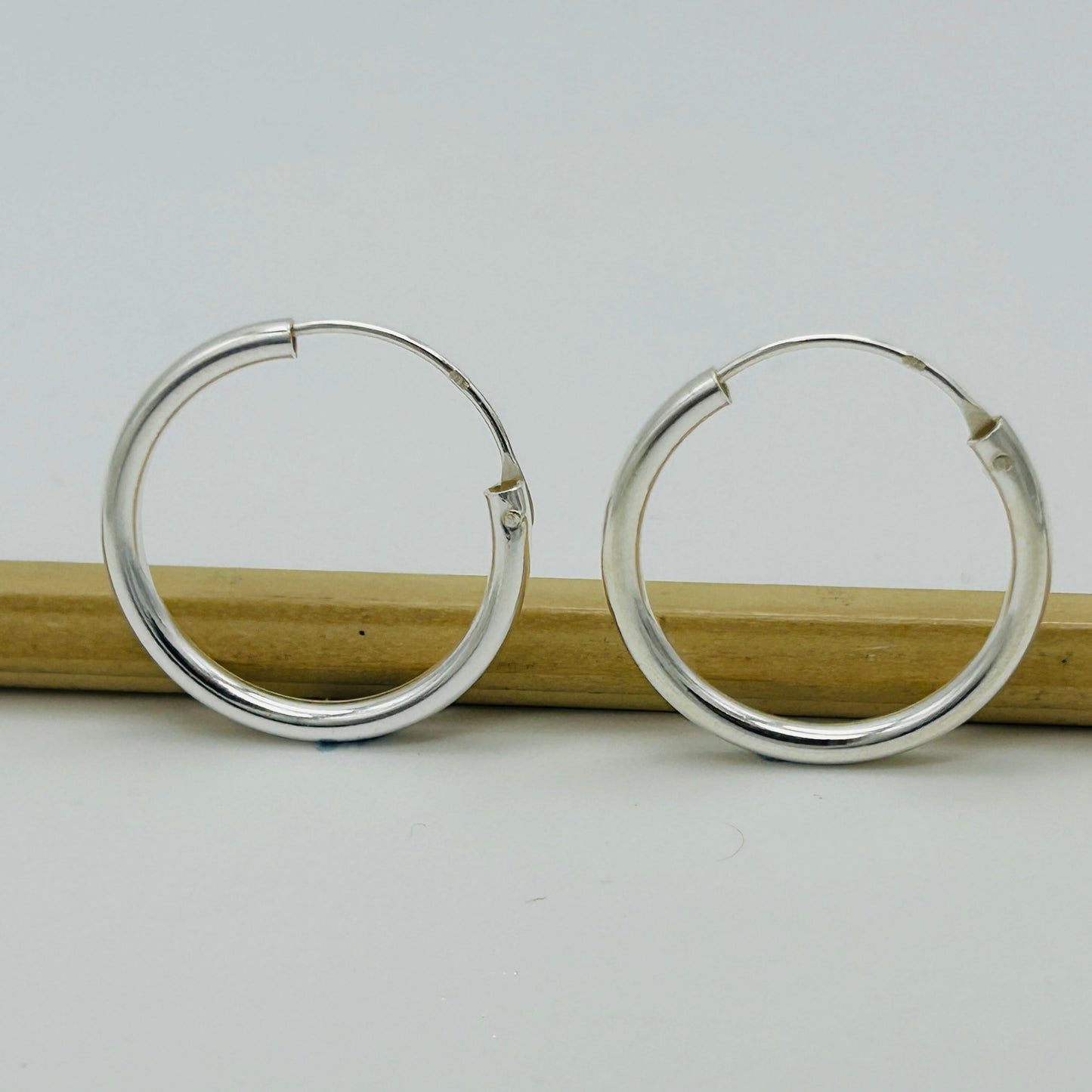 925 Sterling Silver 2.5mm Plain Round Sleeper Earrings