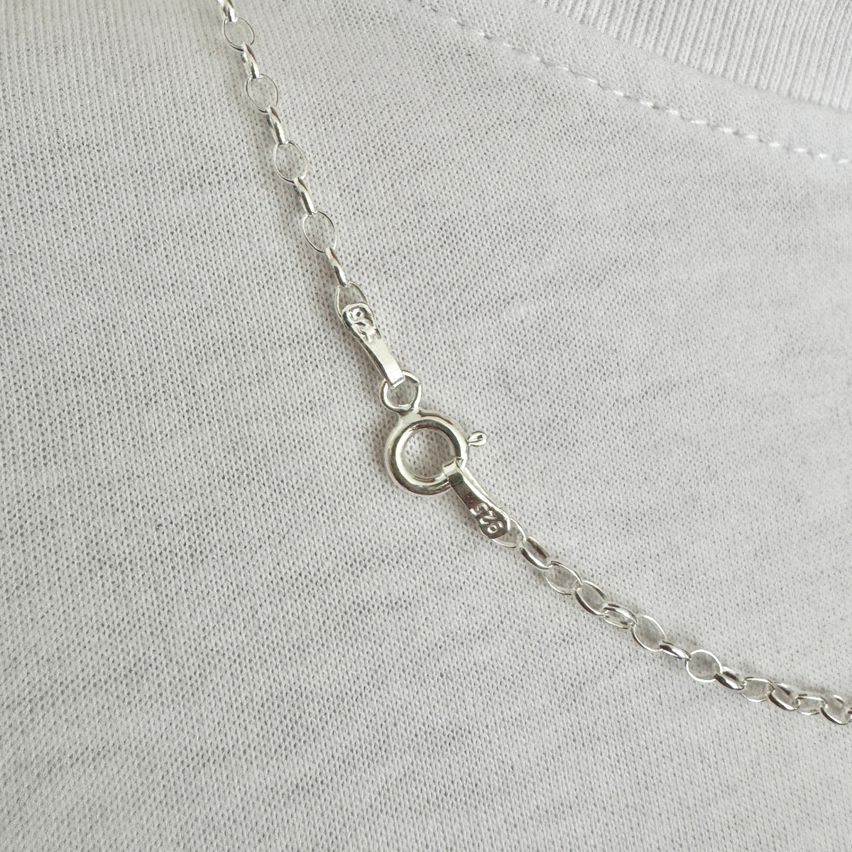 925 Sterling Silver 2.5mm Fine Oval Belcher Chain