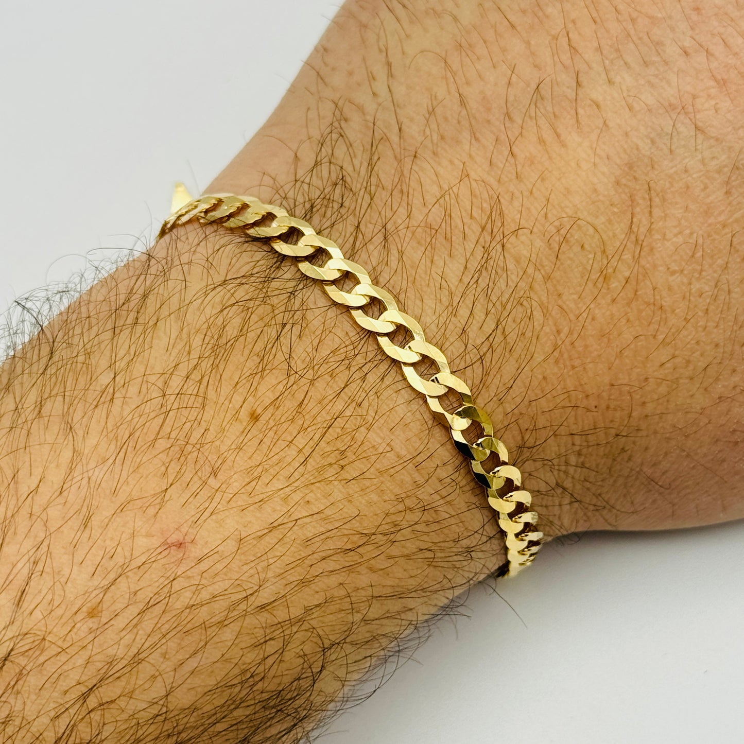 375 9ct Yellow Gold 5mm Curb Bracelet 7.5" - 8.5"