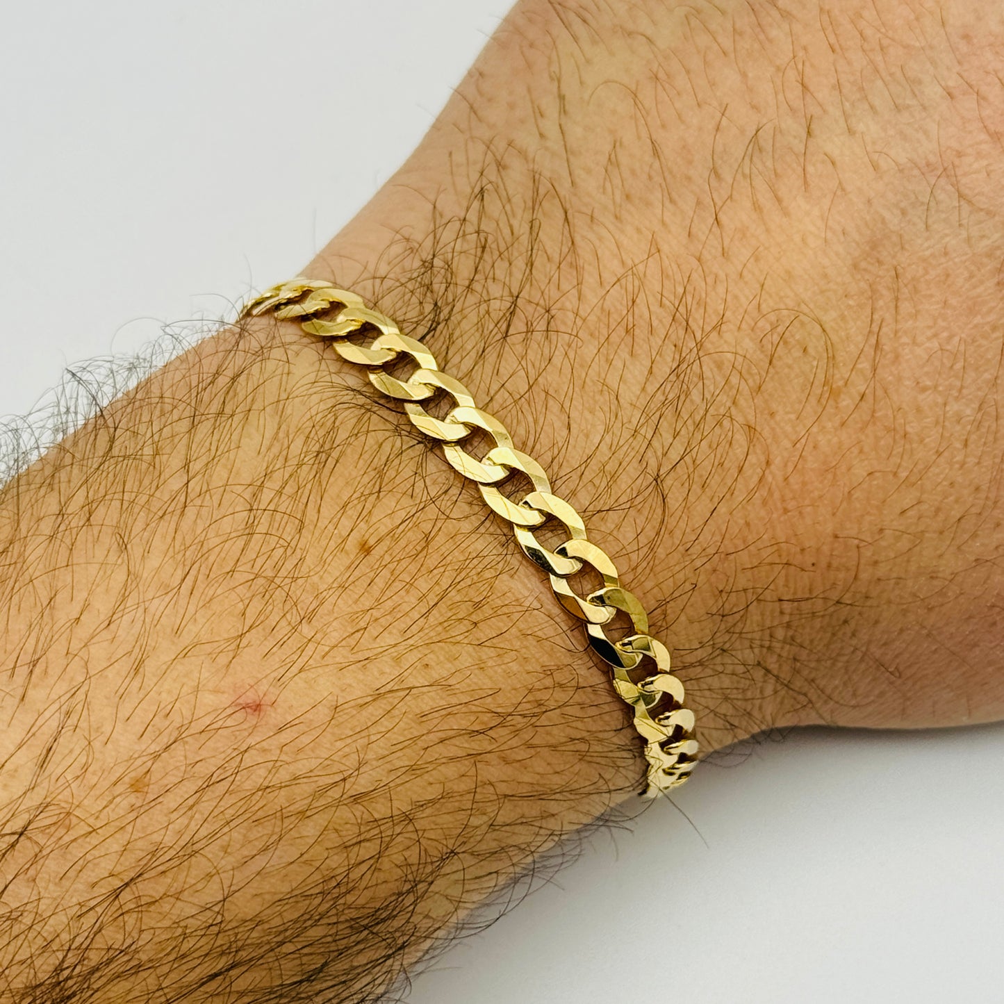 375 9ct Yellow Gold 6mm Curb Bracelet 7.5" - 8.5"