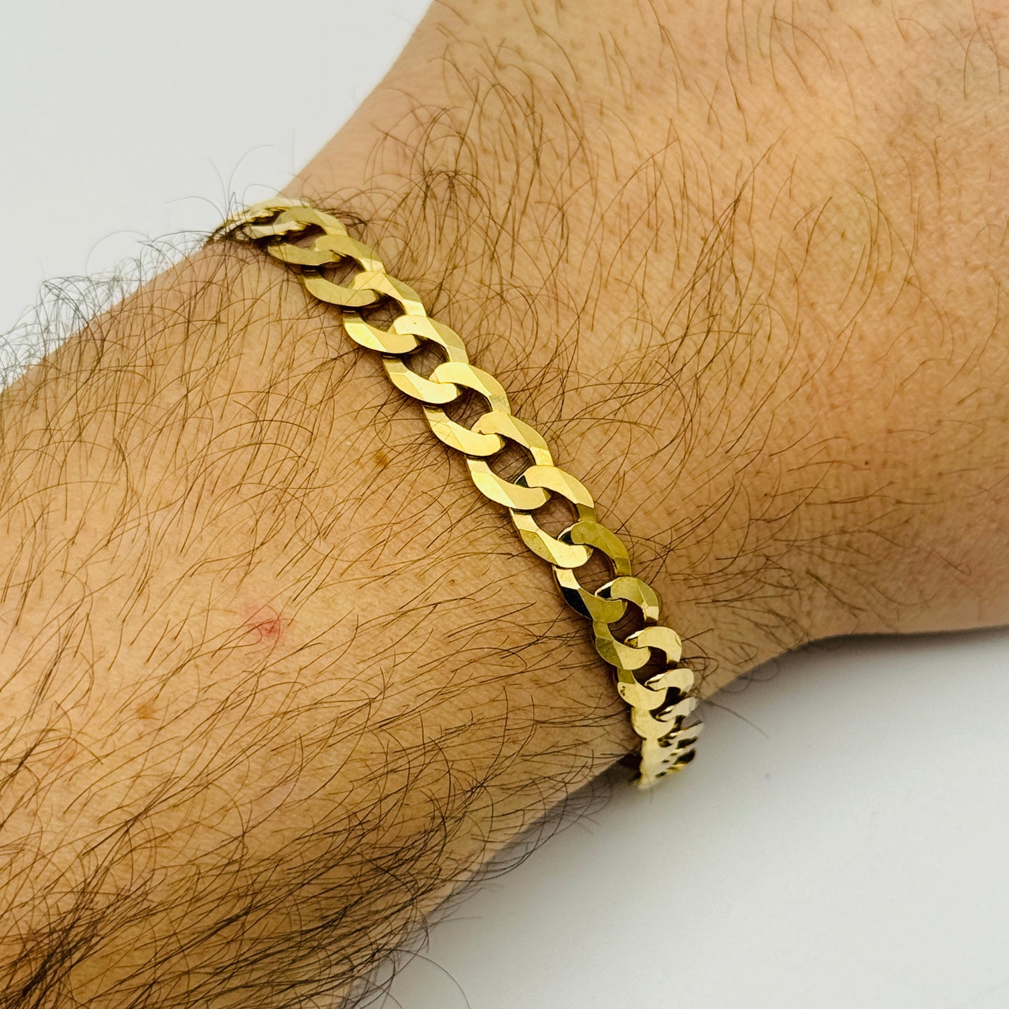 375 9ct Yellow Gold 7mm Curb Bracelet 7.5" - 8.5"
