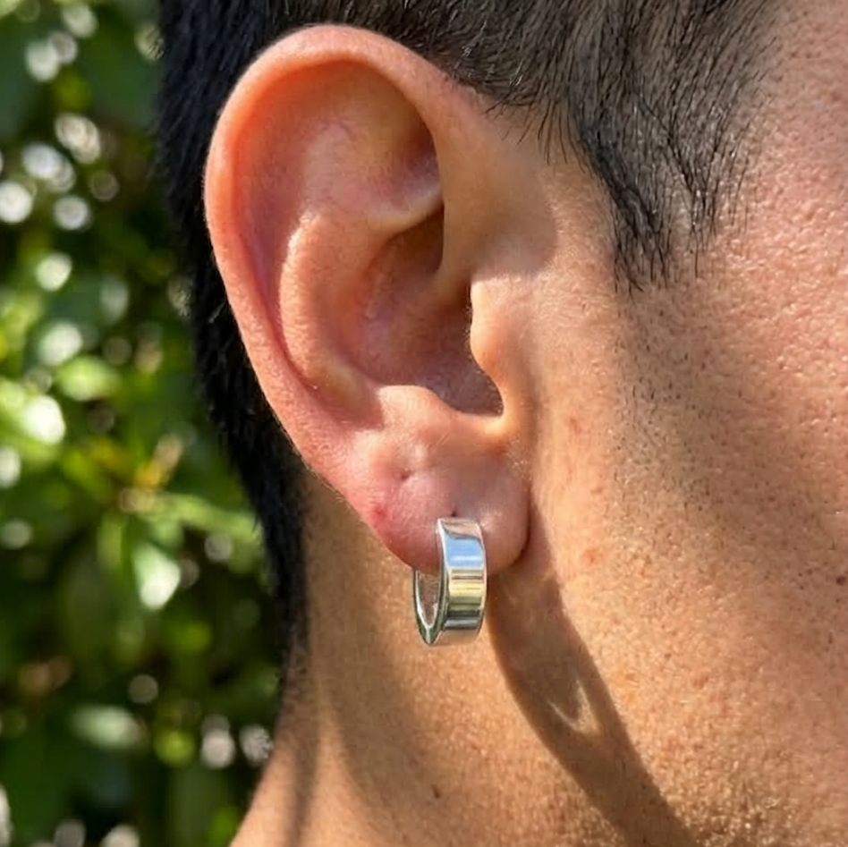 925 Sterling Silver Mens 15mm Plain Huggie Earring