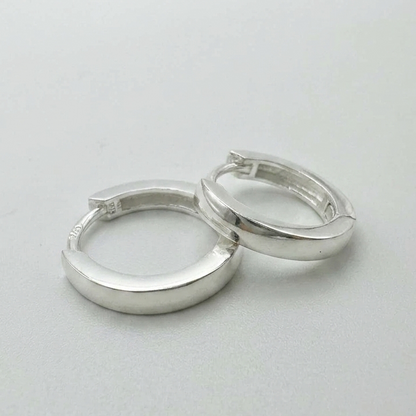 925 Sterling Silver 15mm Plain Square Face Huggie Earring