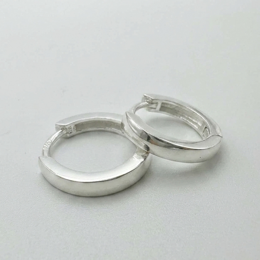 925 Sterling Silver 15mm Plain Square Face Huggie Earring