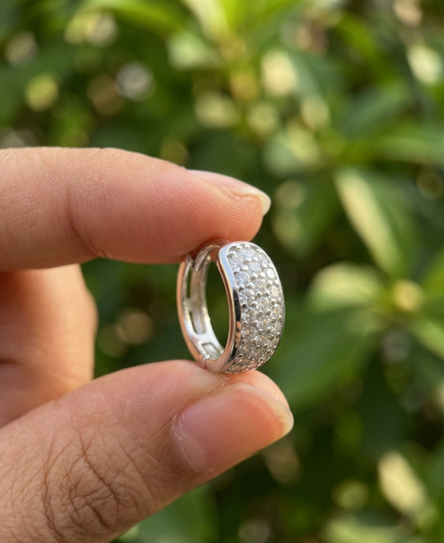 925 Sterling Silver 14mm Diamond Huggie Round Shape Earring